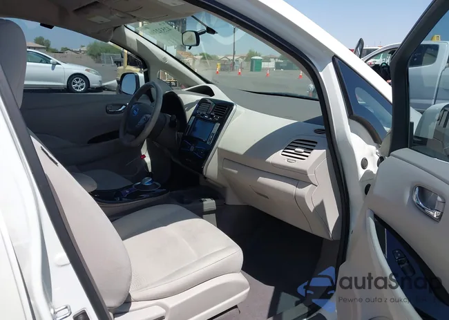 1N4BZ0CP1HC304381: 42532396