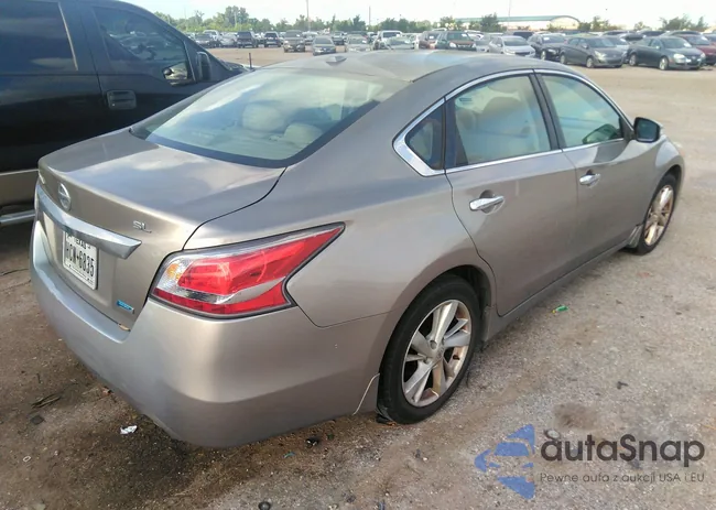 1N4AL3AP1EC283724: 42533956