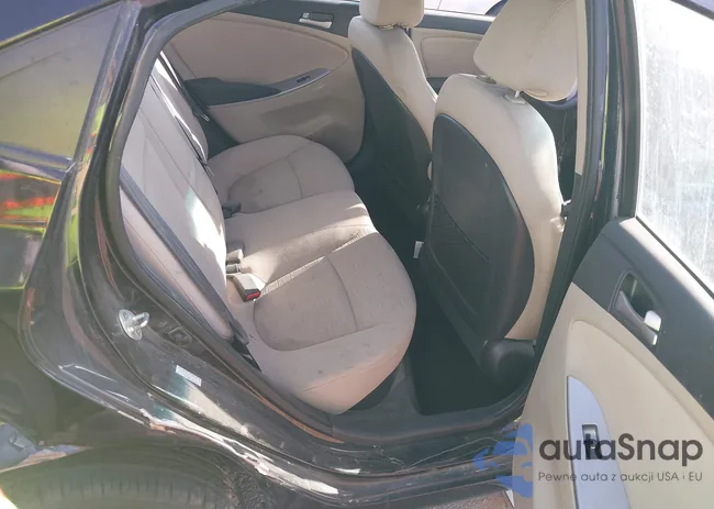 KMHCT4AE0HU324443: 42533995