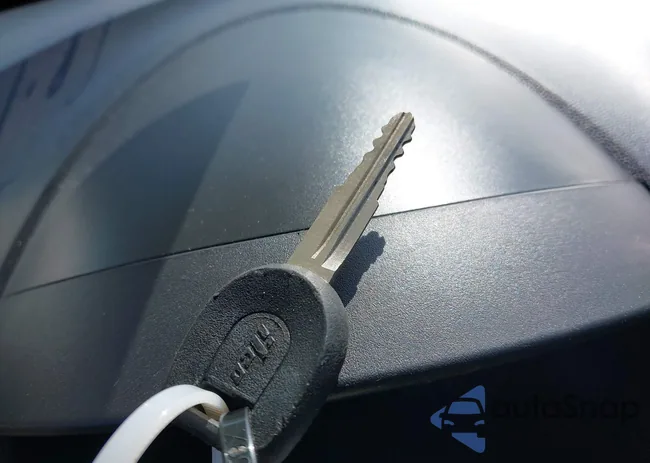 ML32AUHJ6RH010754: 42533440