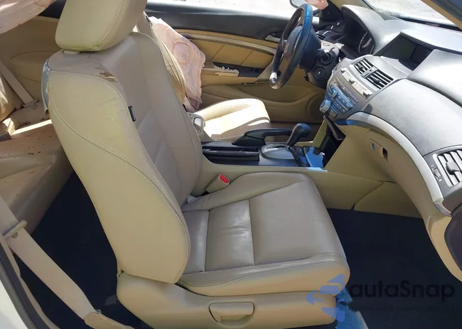 1HGCS2B8XAA004737: 42534687