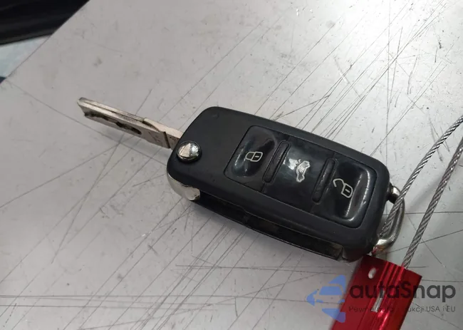 1VWAT7A37FC091544: 42534853