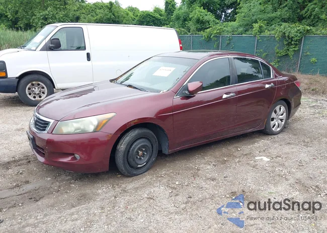 1HGCP36858A030643: 42534408