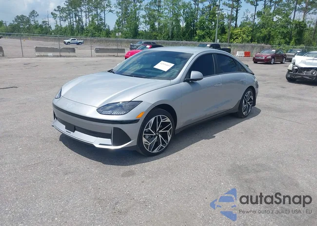 KMHM34AA8PA034341: 42534413