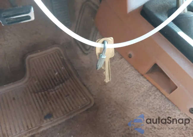 1GNCT18Z0K0179602: 42535676