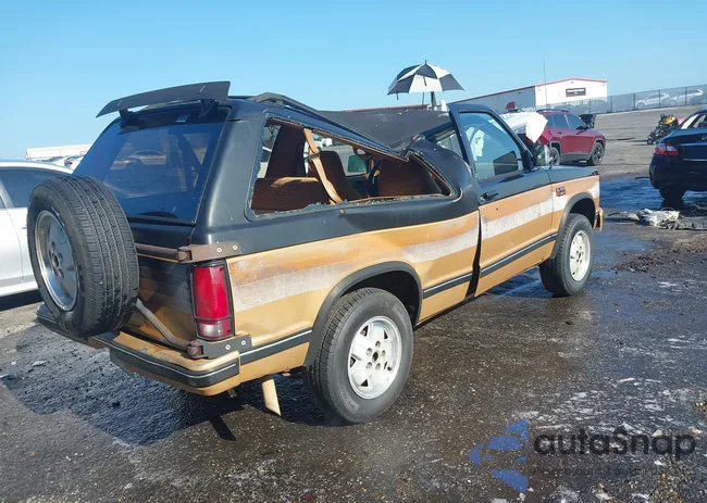 1GNCT18Z0K0179602: 42535676