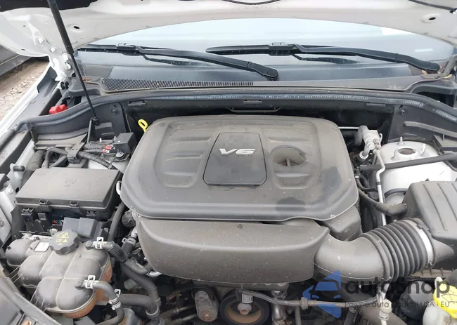 1C4RJFBG8GC304073: 42535680