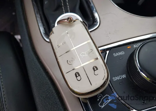 1C4RJFBG8GC304073: 42535680