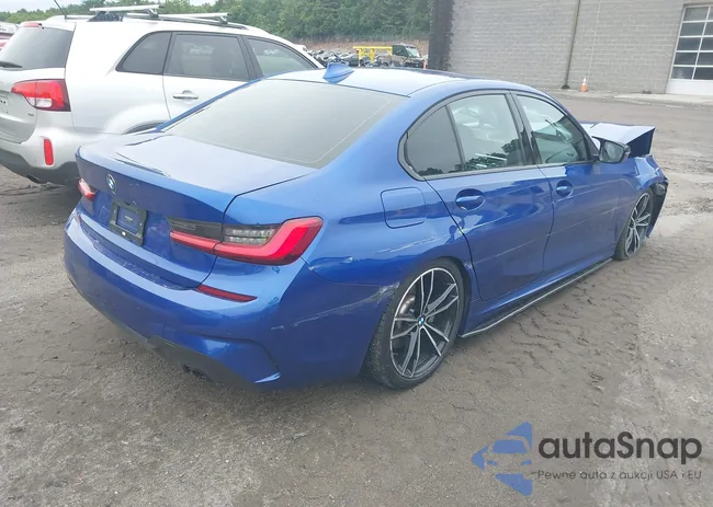 WBA5R7C52KAJ81818: 42536074