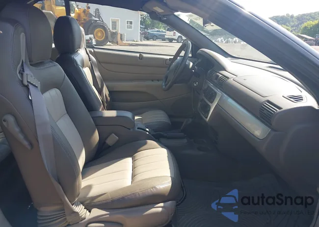 1C3EL55R36N116133: 42535194