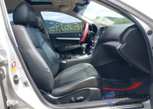 JNKCV61F49M358663: 42535395