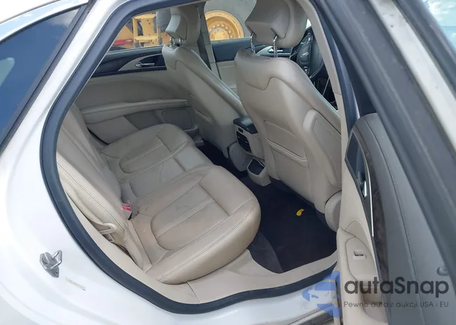 3LN6L5D90HR600628: 42536621