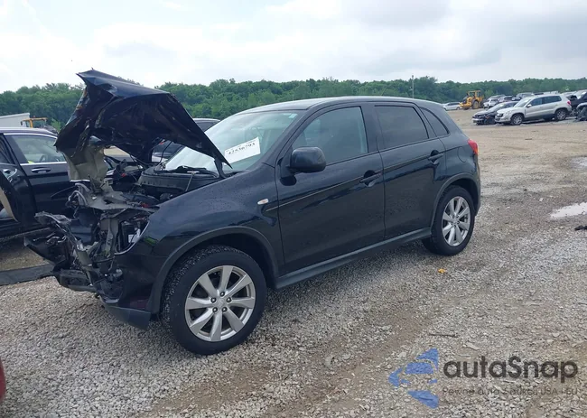 4A4AP3AUXEE015885: 42536793