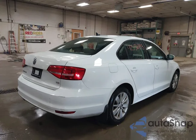 3VWD17AJ5FM292990: 42536893