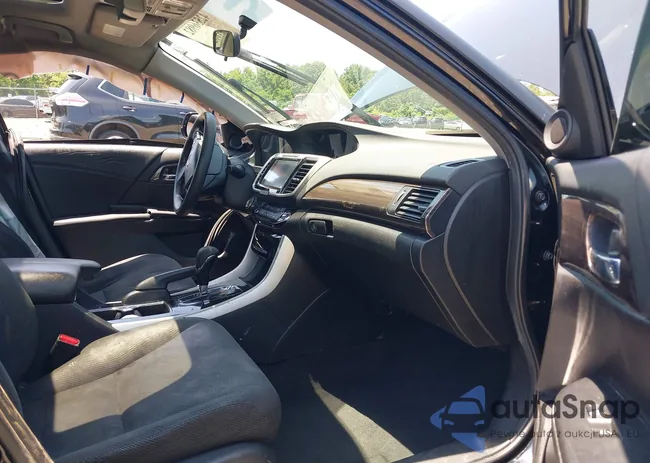 1HGCR2F77GA021811: 42536982