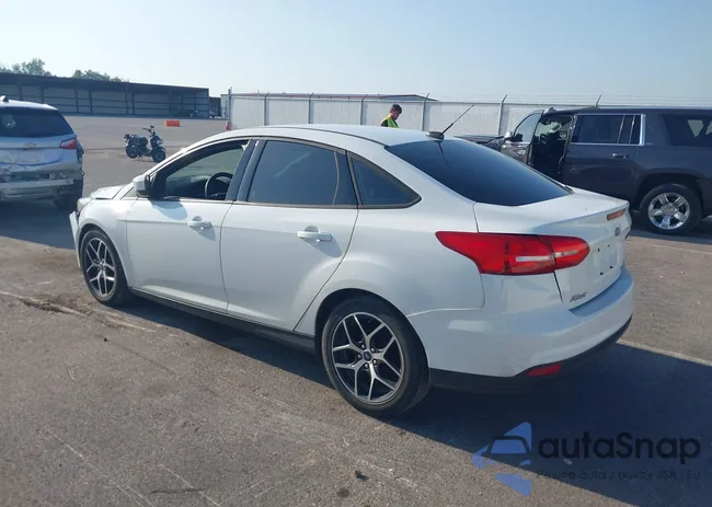 1FADP3F2XJL276733: 42537089