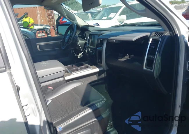 1C6RR6LG6FS613625: 42536355