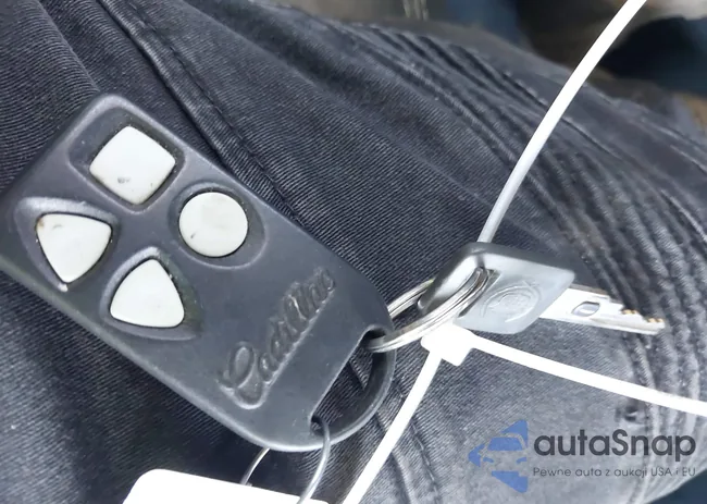 1G6DW5272PR715510: 42536370