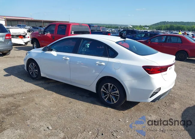 3KPF24AD5RE811326: 42536434