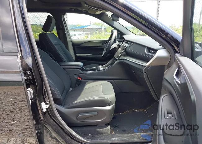 1C4RJKAG1R8566243: 42536513