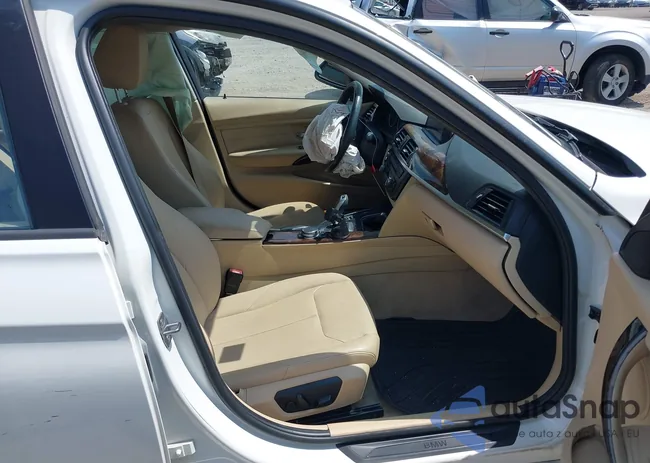 WBA3B5G56FNS15848: 42537645