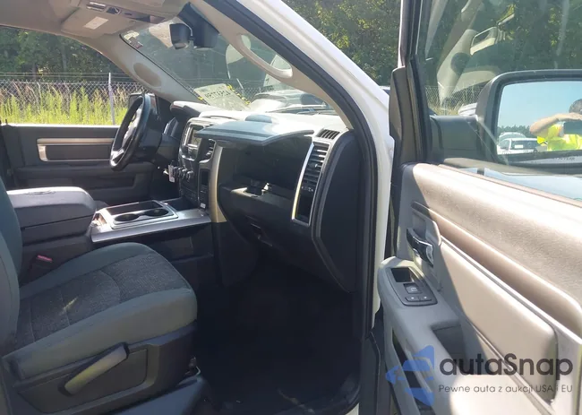 1C6RR7TT6ES328327: 42537759