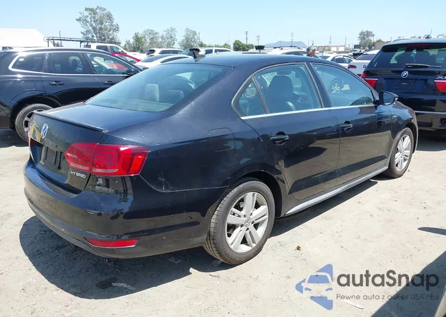 3VW637AJ8DM299657: 42538101