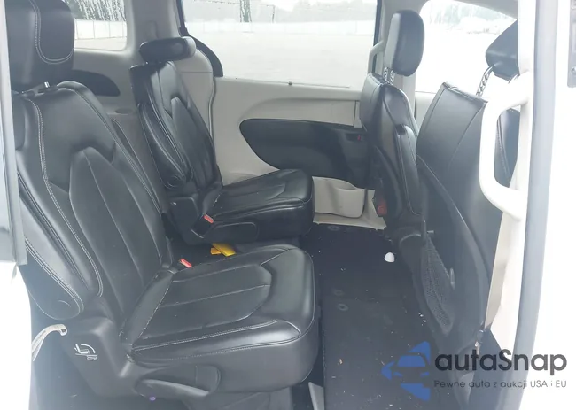 2C4RC1DG8LR265030: 42537175