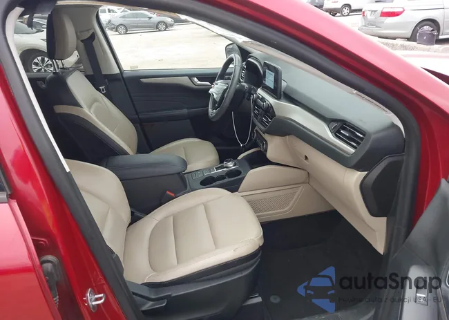 1FMCU0H68MUA48379: 42537181