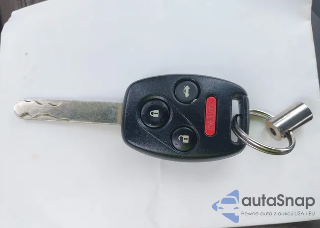 1HGCP2F33AA003011: 42537237