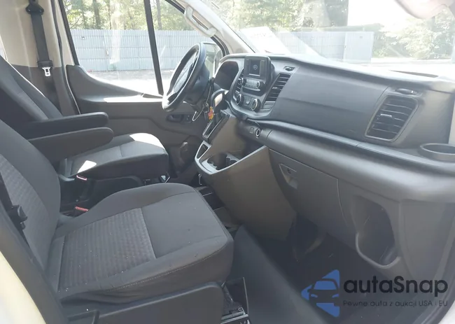 1FBAX2Y80MKA30684: 42537249