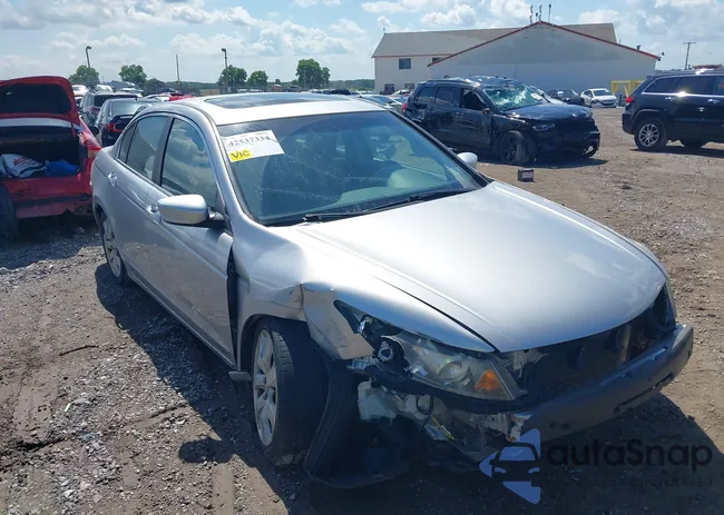 1HGCP2F72AA087115: 42537334