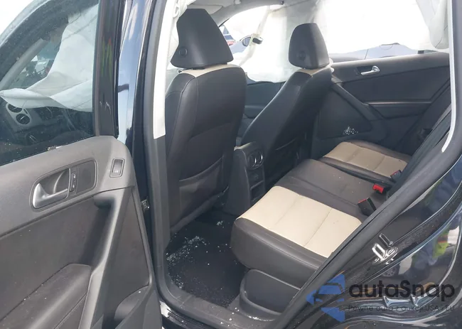 WVGAV7AX5HW509161: 42537359