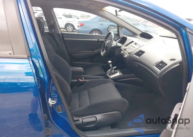 2HGFA55549H708819: 42537497