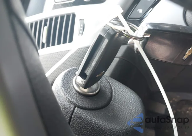 1G1PC5SB7E7455825: 42537559