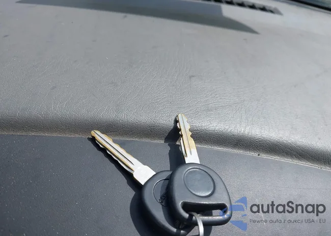 1GCFG15X631218329: 42538660