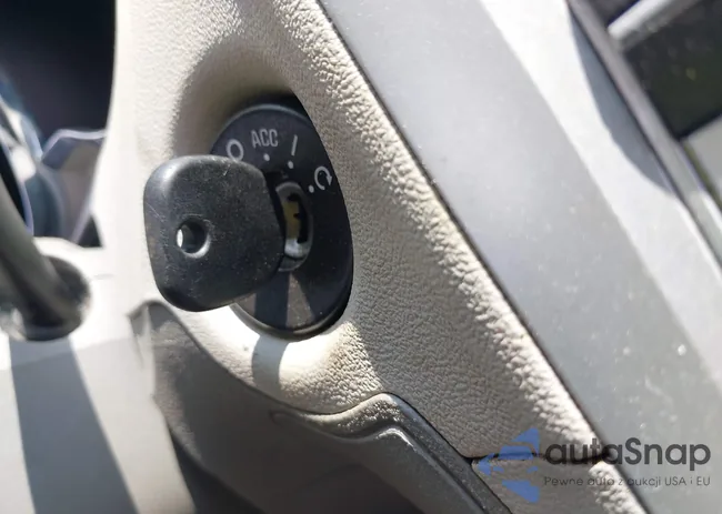 1G1ZB5ST4PF249309: 42538692