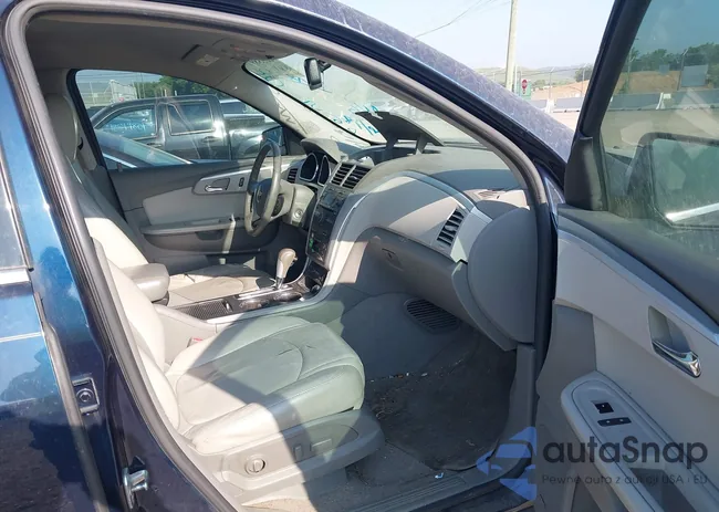 1GNKRJEDXBJ201568: 42538977