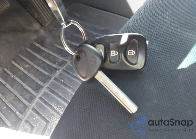 KMHTC6AD9FU226544: 42539111