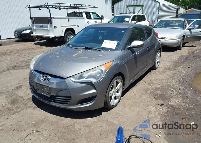 KMHTC6AD9FU226544: 42539111