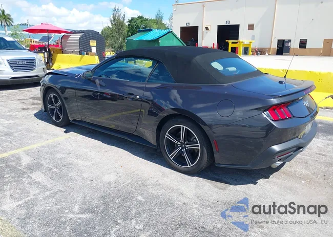 1FAGP8UH9R5123133: 42538350