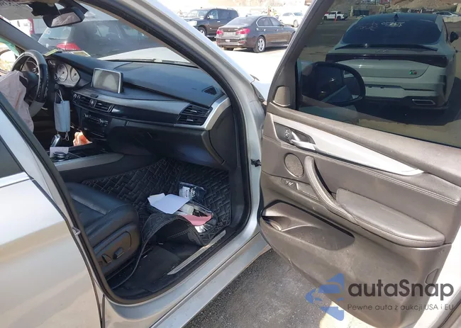 5UXKR0C57F0K64989: 42539604