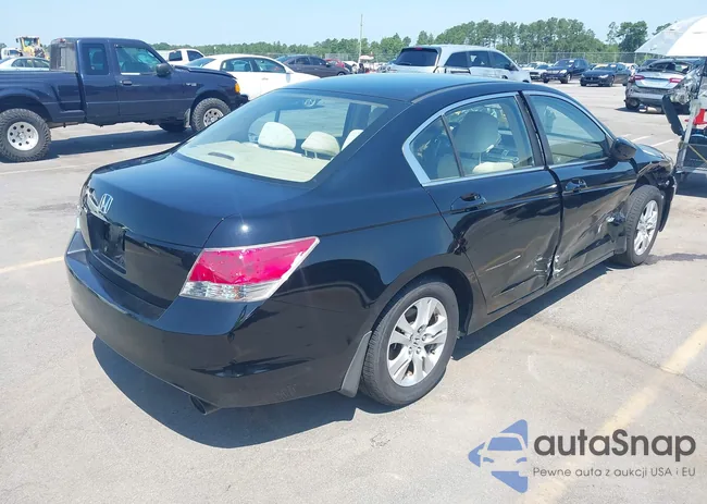 1HGCP26498A079559: 42539694