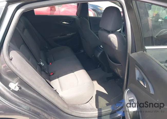 1G1ZB5ST4JF106500: 42539901