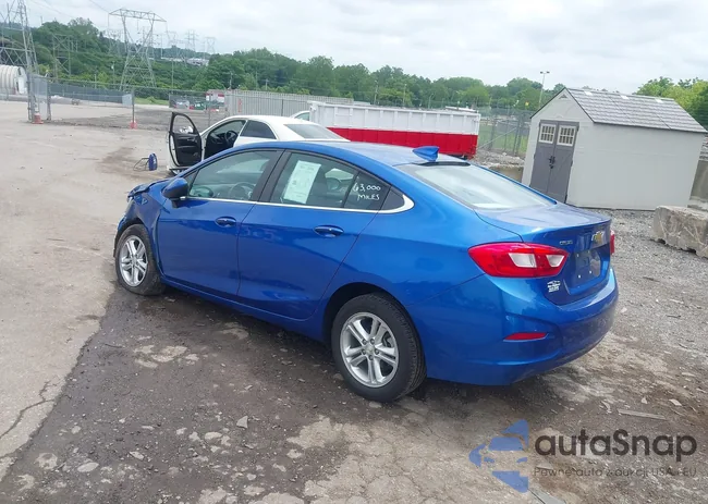 1G1BE5SM4H7168310: 42540143