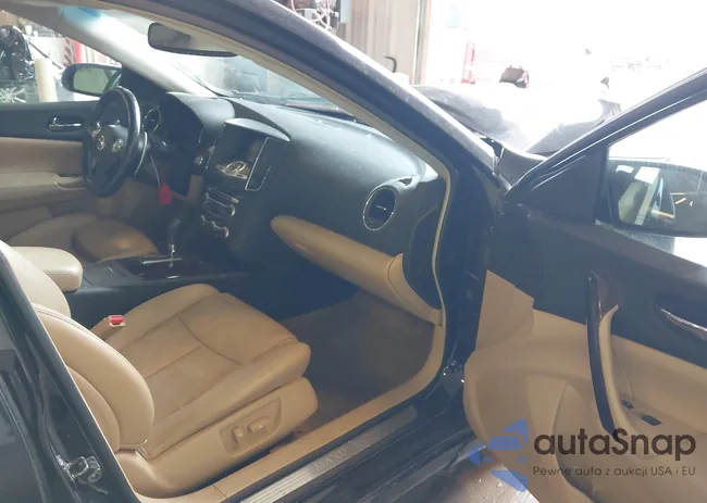 1N4AA5AP5AC868558: 42539182