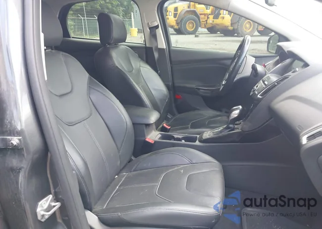 1FADP3J22JL232748: 42539226