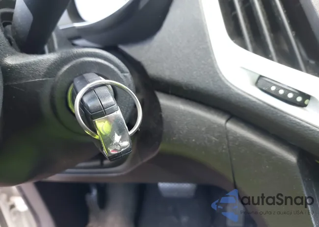 2GKALMEK3C6333256: 42539397