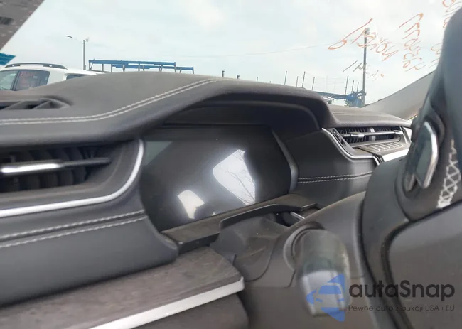 1C4RJKBG8N8624938: 42540777