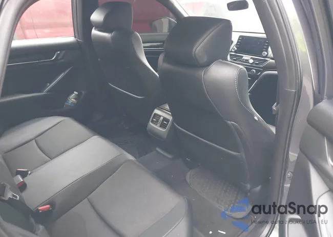 1HGCV2F35LA019901: 42540884